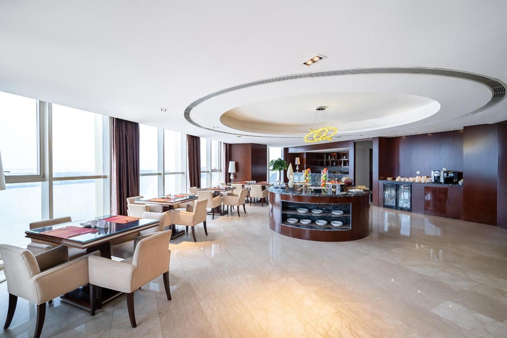 Crowne Plaza Zhenjiang By Ihg Hotel Buitenkant foto