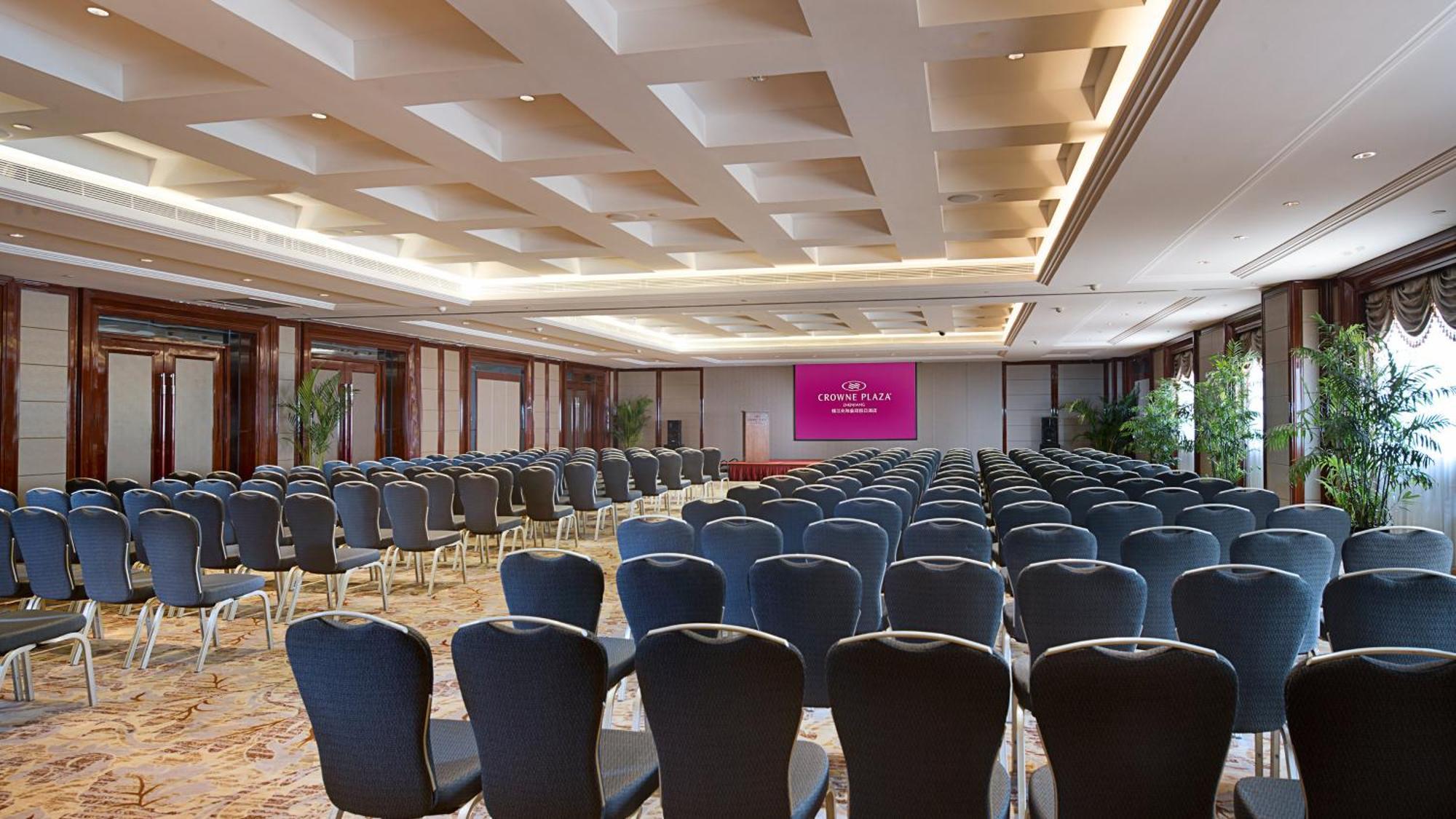 Crowne Plaza Zhenjiang By Ihg Hotel Buitenkant foto