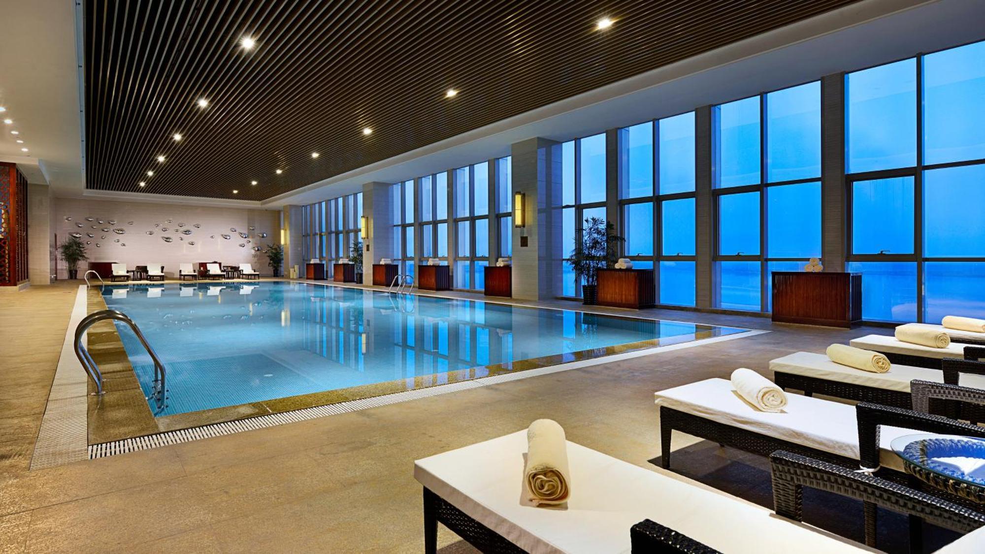 Crowne Plaza Zhenjiang By Ihg Hotel Buitenkant foto