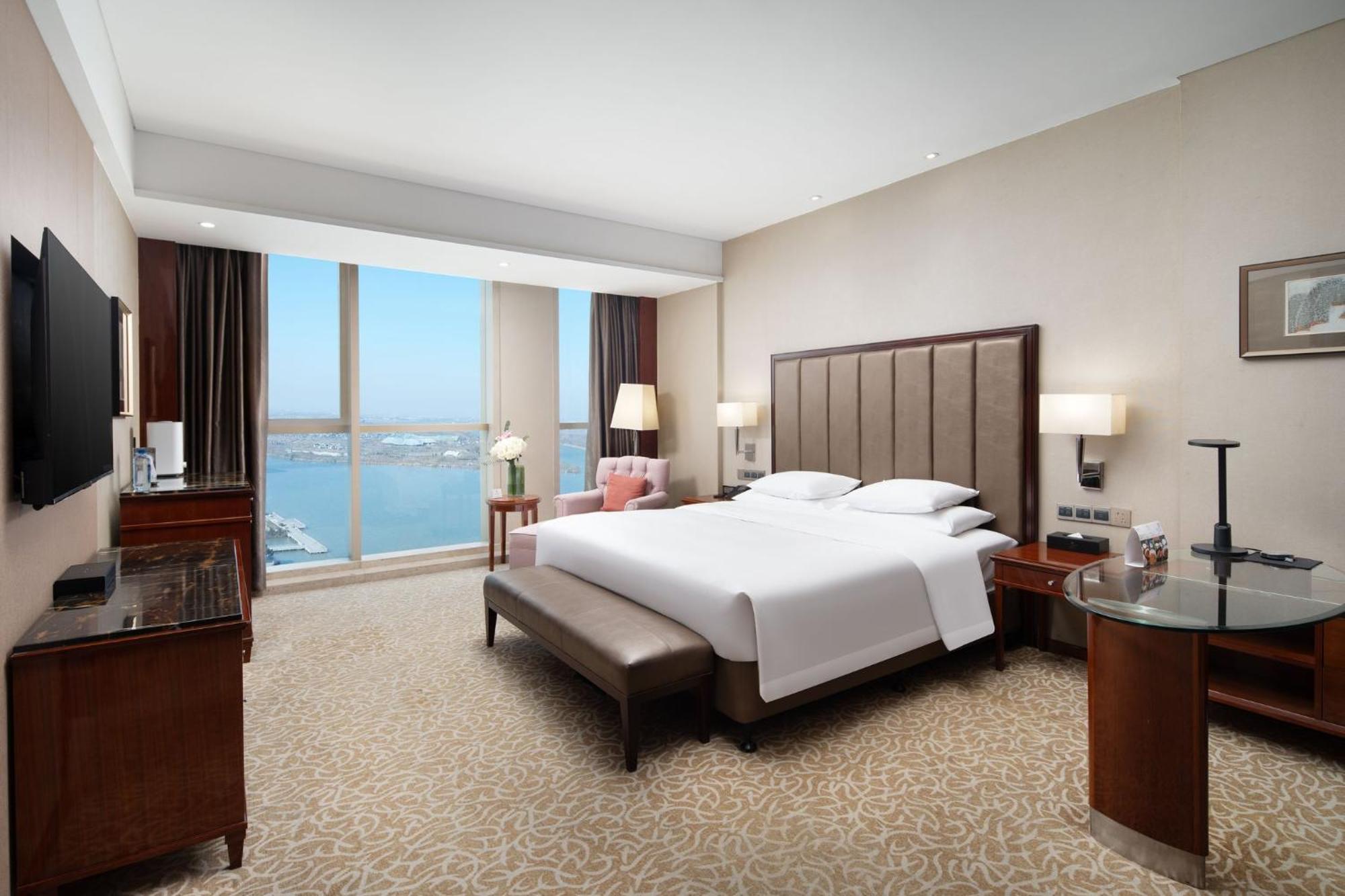 Crowne Plaza Zhenjiang By Ihg Hotel Buitenkant foto
