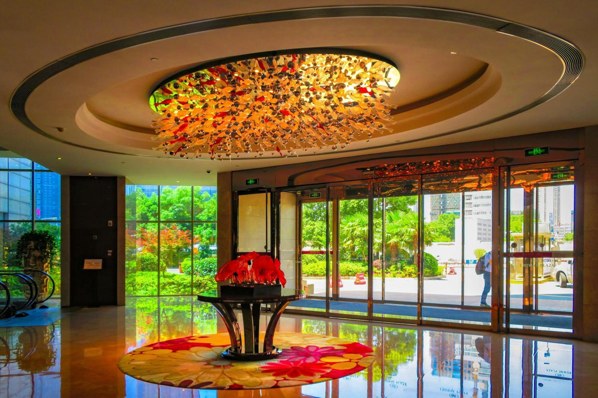 Crowne Plaza Zhenjiang By Ihg Hotel Buitenkant foto